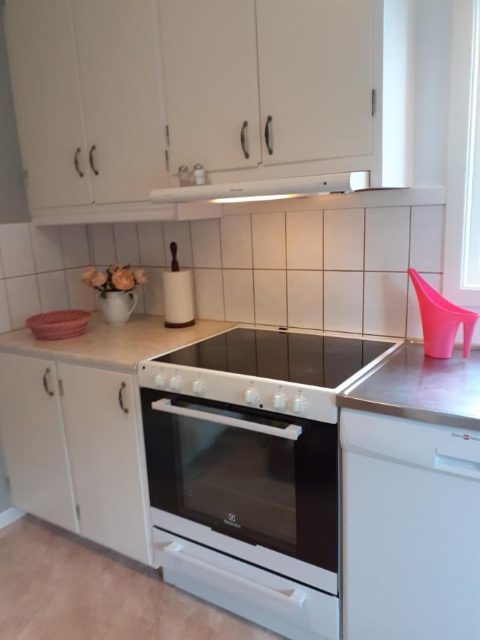 Villa Mitt I Ullared - 400M Till Gekas 外观 照片