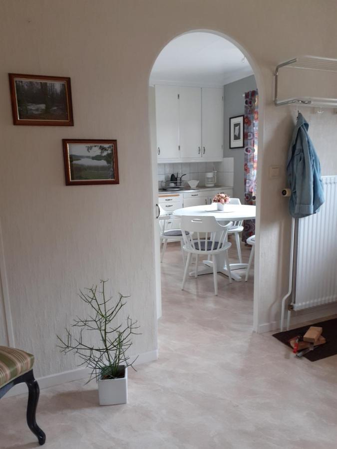 Villa Mitt I Ullared - 400M Till Gekas 外观 照片
