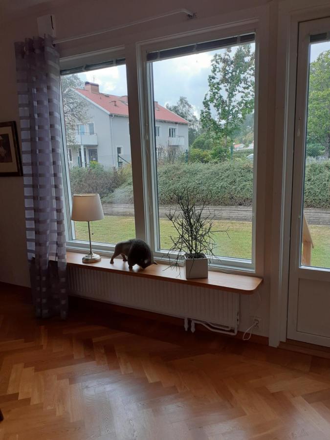 Villa Mitt I Ullared - 400M Till Gekas 外观 照片